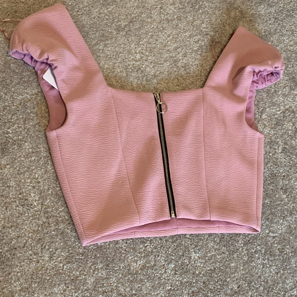 NWT J.O.A lilac crop top - Picture 5 of 9